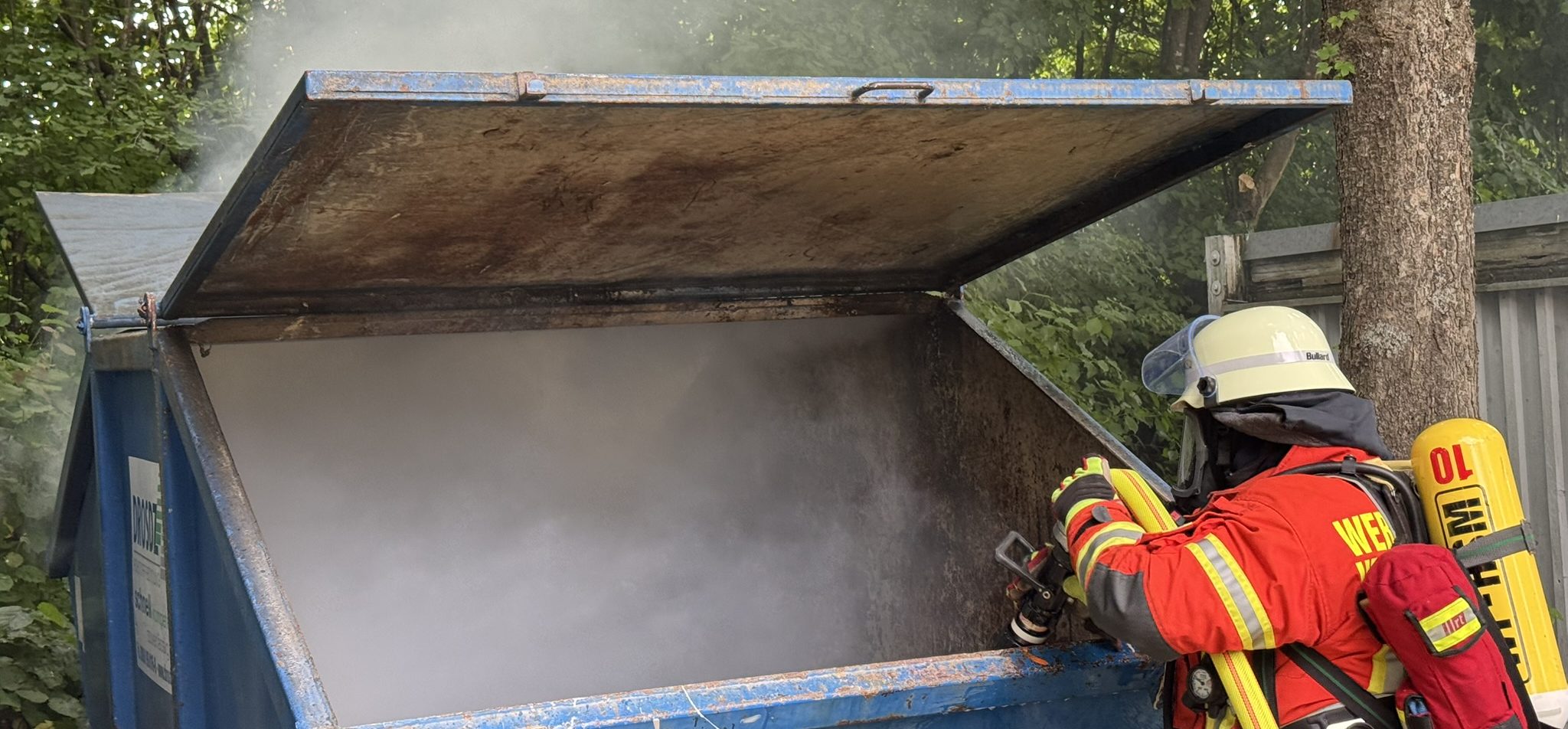 You are currently viewing Einsatz „Containerbrand“