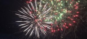 Mehr über den Artikel erfahren Grillen & Feuerwerk